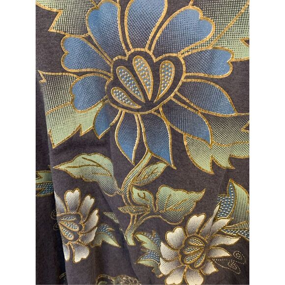 Vintage Floral Patterned Tshirt - Picture 4 of 6